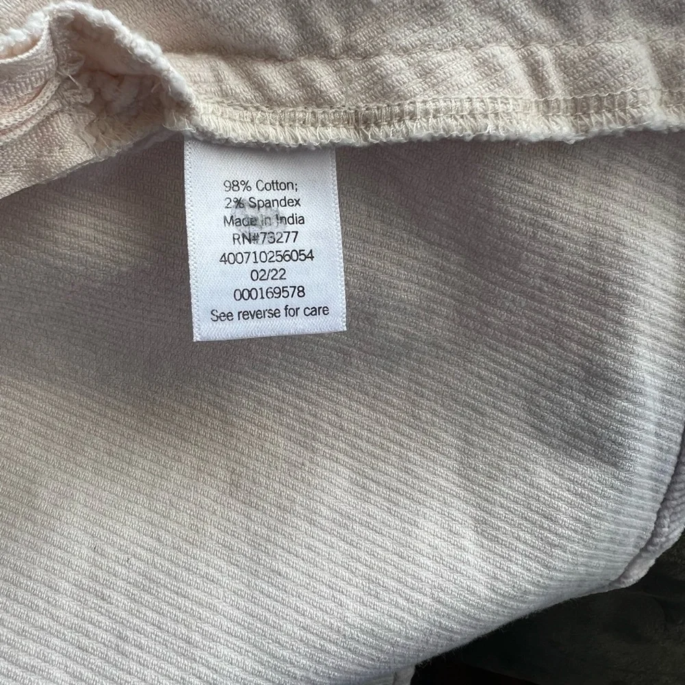SO Good For Life Corduroy box pleated Cream mini Skirt. Size 3